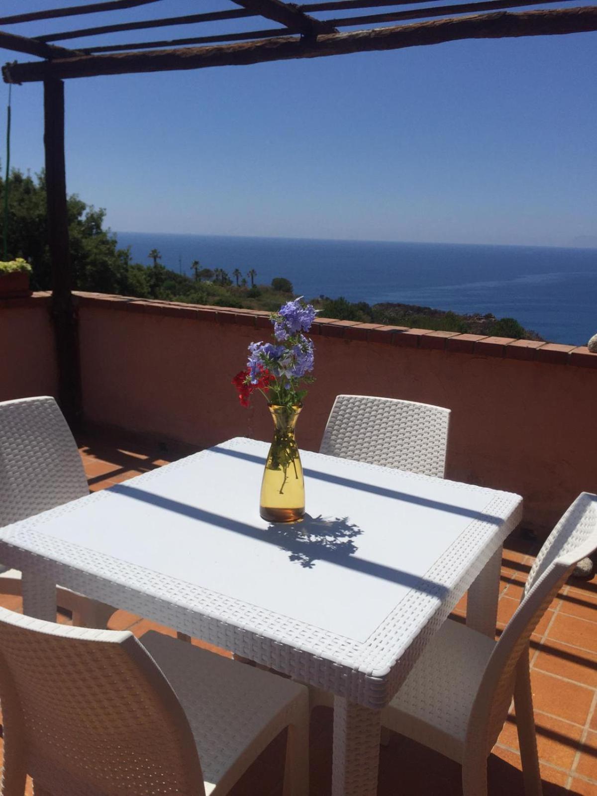 Agroturistica Villa Mantineo Capo Vaticano Εξωτερικό φωτογραφία
